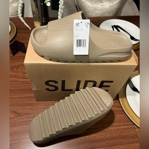 Brand New Yeezy Slide bone